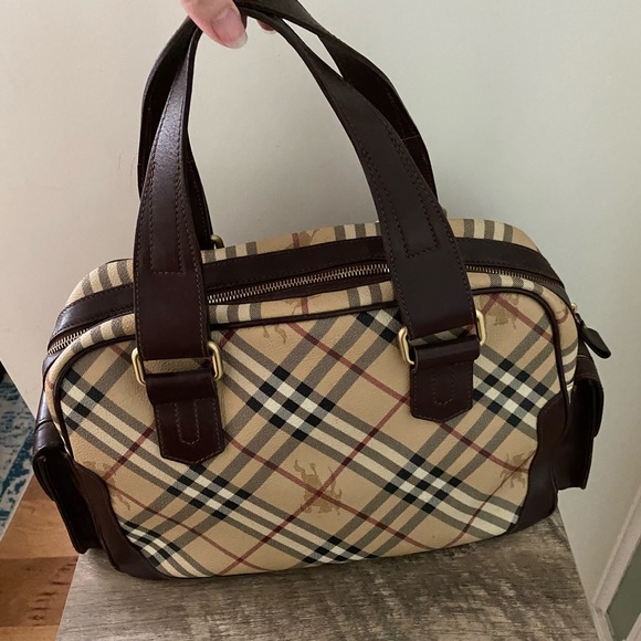 Burberry London Haymarket nova plaid tote handbag - Picture 3 of 11